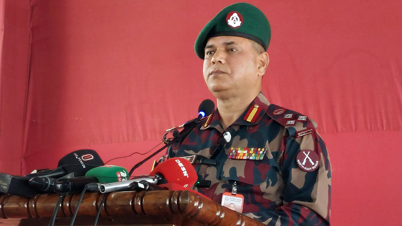 হাদির হামলাকারীদের পালিয়ে যাওয়ার তথ্য নিশ্চিত না: বিজিবি